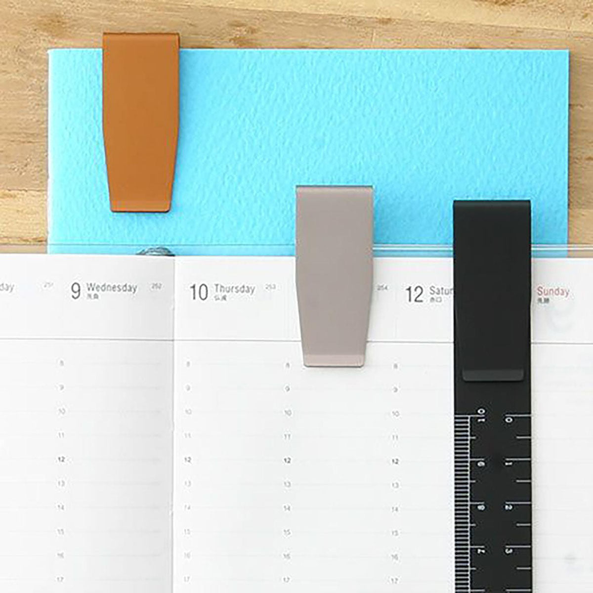 Aluminiowa linijka Clip Ruler – szara, Hightide, papierniczy design